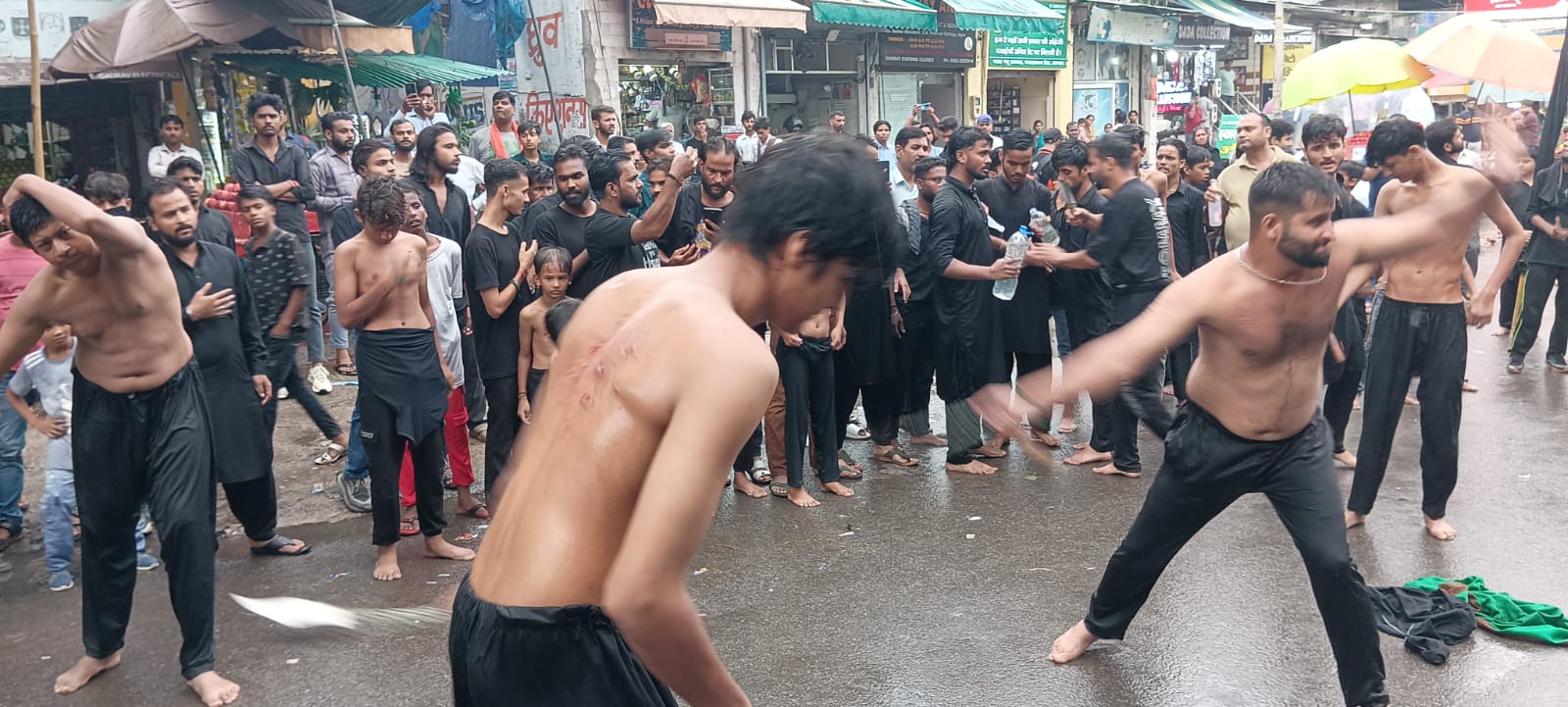 मजार शहीद ए शालिस पर 
